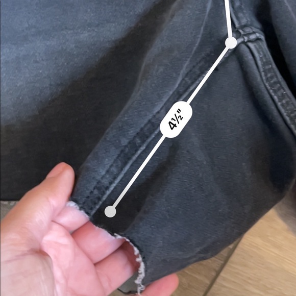 Express midi high rise black denim shorts - Picture 4 of 5